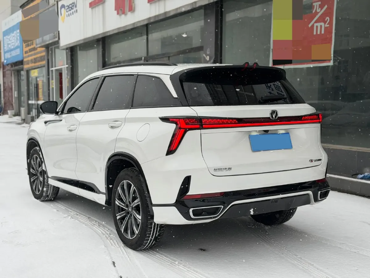 2024 ChangAn CS75 Plus 1.5T 188HP L4 8AT,autocango,china used car exporter,china ev exporter,chinese used car exporter,chinese used ev exporter