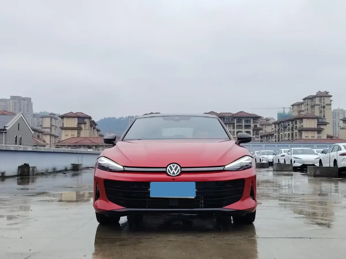 2026 Volkswagen Lamando 2.0T 220HP L4 7DCT,autocango,china used car exporter,china ev exporter,chinese used car exporter,chinese used ev exporter