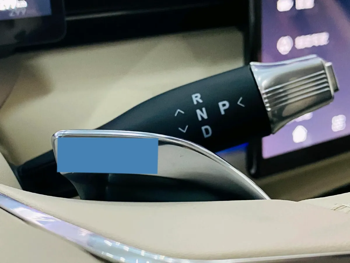 2026 Voyah ZhuiGuang L 1.5T 150HP L4 PHEV,autocango,china used car exporter,china ev exporter,chinese used car exporter,chinese used ev exporter