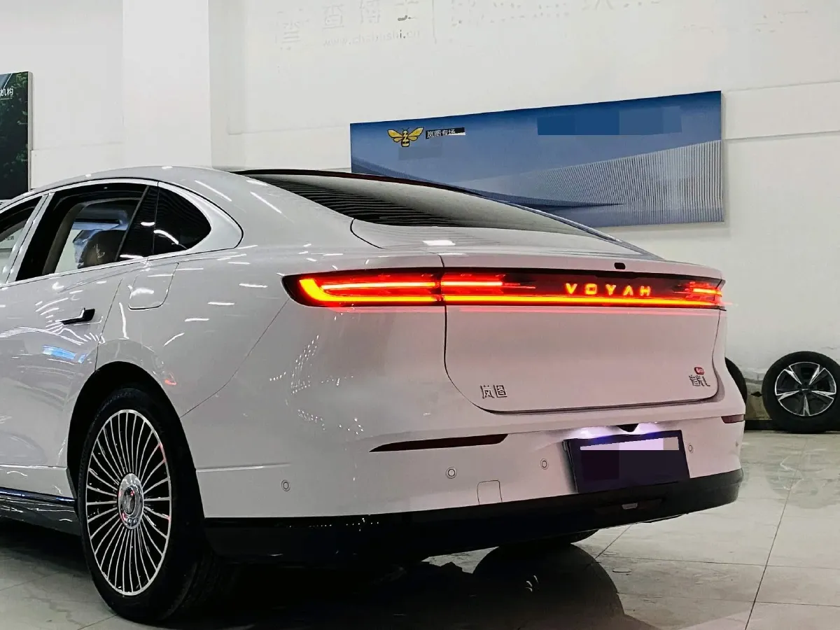 2026 Voyah ZhuiGuang L 1.5T 150HP L4 PHEV,autocango,china used car exporter,china ev exporter,chinese used car exporter,chinese used ev exporter