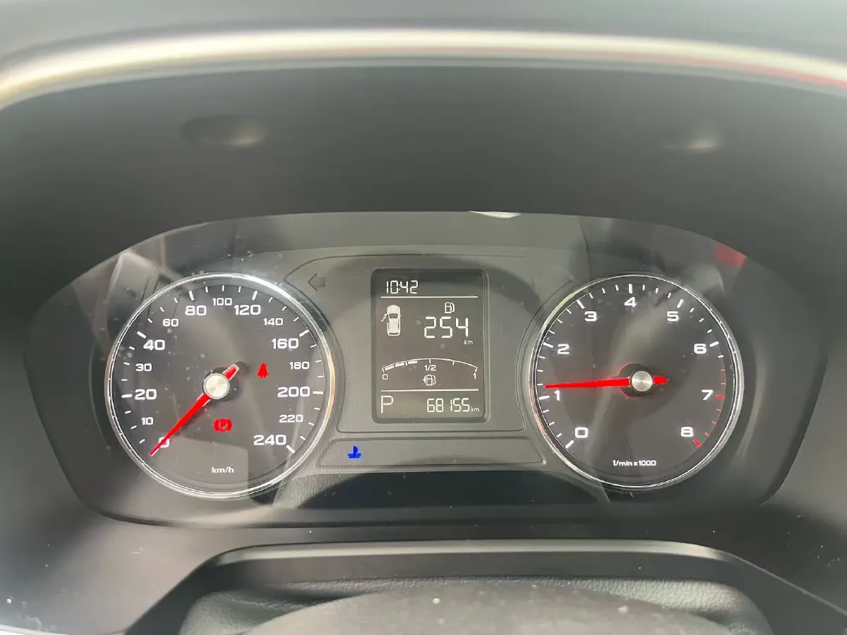 2018 Roewe RX5 1.5T 169HP L4 7DCT,autocango,china used car exporter,china ev exporter,chinese used car exporter,chinese used ev exporter