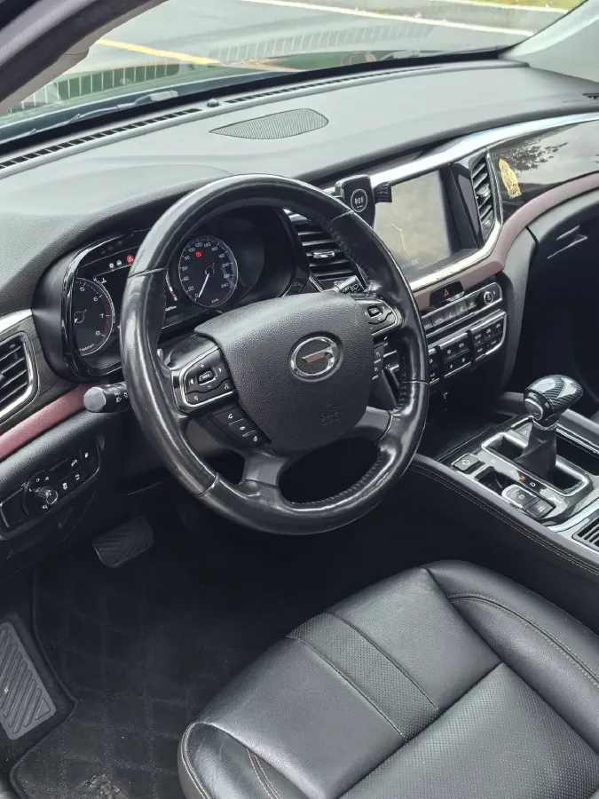 2017 GAC Trumpchi GS8 2.0T 201HP L4 6AT,autocango,china used car exporter,china ev exporter,chinese used car exporter,chinese used ev exporter