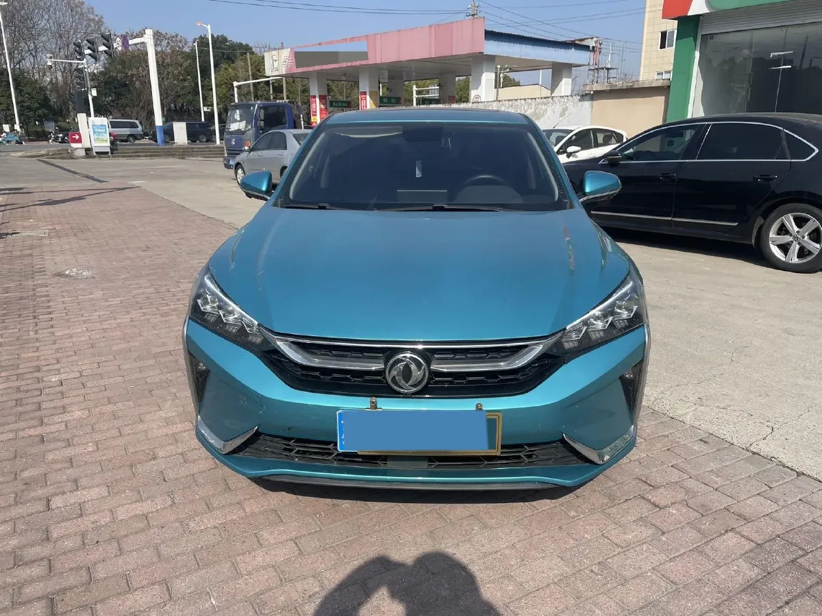 2020 DongFeng Aeolus YiXuan 1.5T 150HP L4 6DCT,autocango,china used car exporter,china ev exporter,chinese used car exporter,chinese used ev exporter