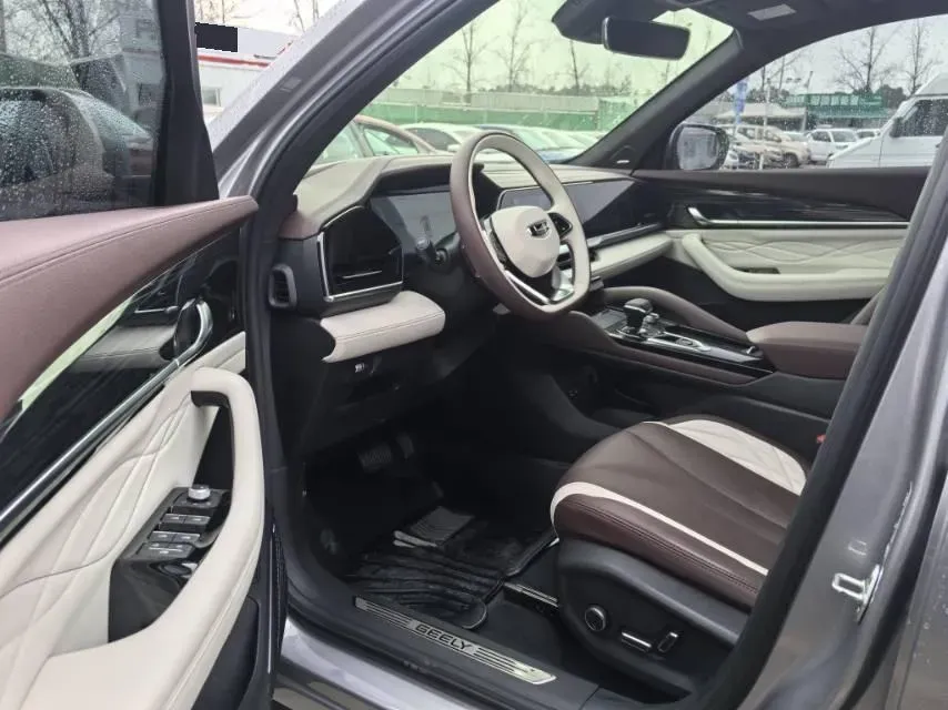 2021 Geely Monjaro 2.0T 218HP L4 7DCT,autocango,china used car exporter,china ev exporter,chinese used car exporter,chinese used ev exporter