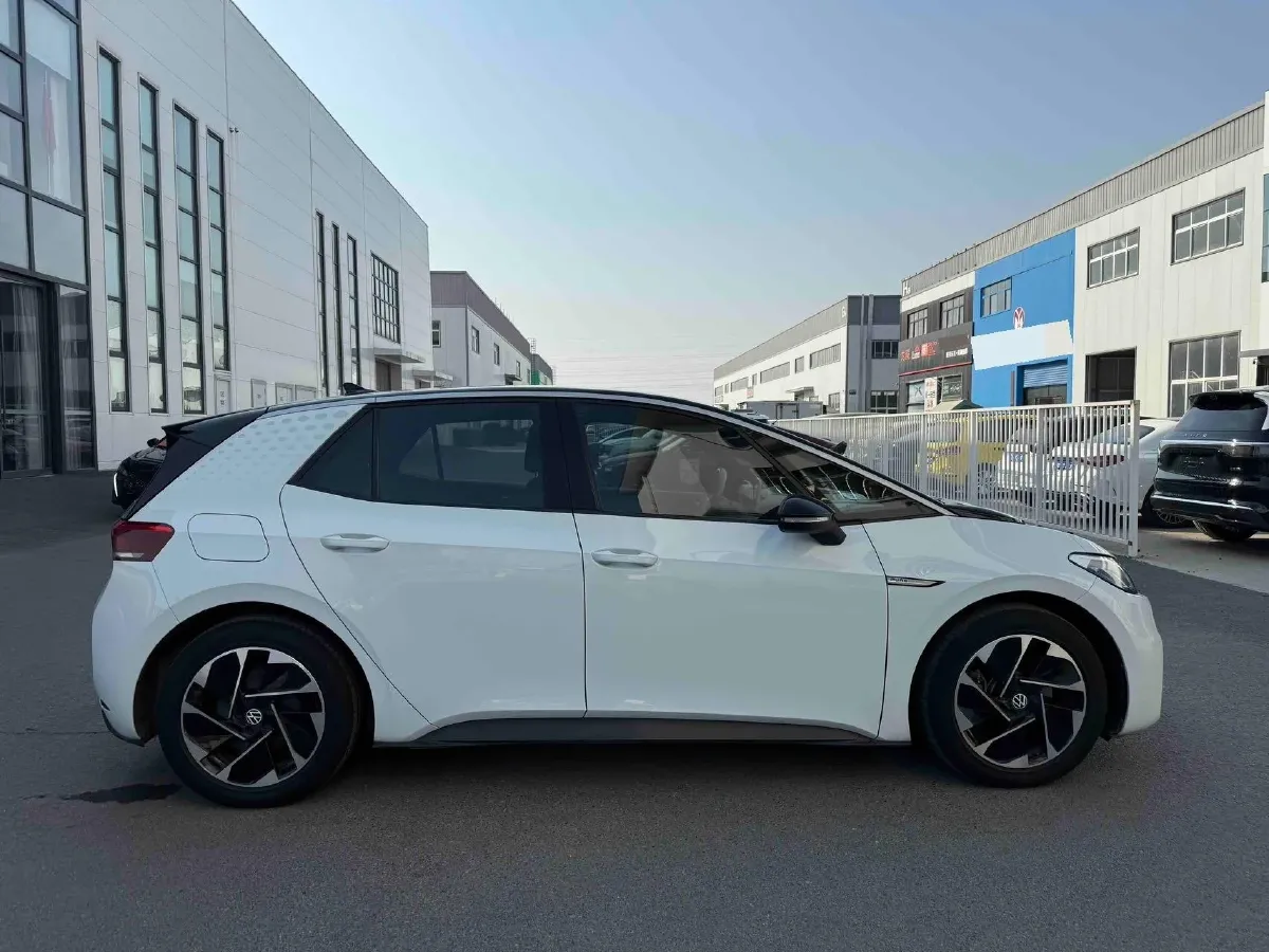 2024 Volkswagen ID.3 BEV 52.8KWH,autocango,china used car exporter,china ev exporter,chinese used car exporter,chinese used ev exporter