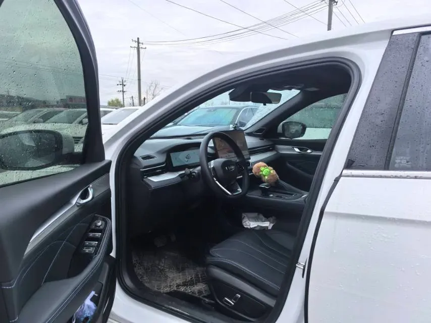 2025 Geely Preface 1.5T 181HP L4 7DCT,autocango,china used car exporter,china ev exporter,chinese used car exporter,chinese used ev exporter