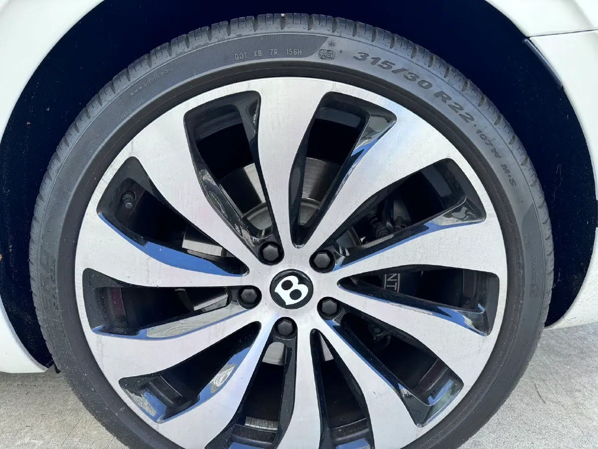 2021 Bentley Flying Spur 4.0T 550HP V8 8DCT,autocango,china used car exporter,china ev exporter,chinese used car exporter,chinese used ev exporter