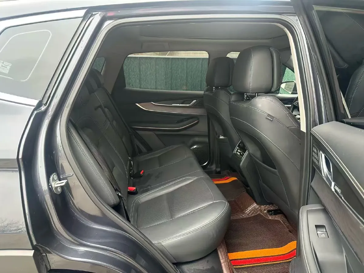 2022 DongFeng Forthing T5 1.5T 165HP L4 6AT,autocango,china used car exporter,china ev exporter,chinese used car exporter,chinese used ev exporter