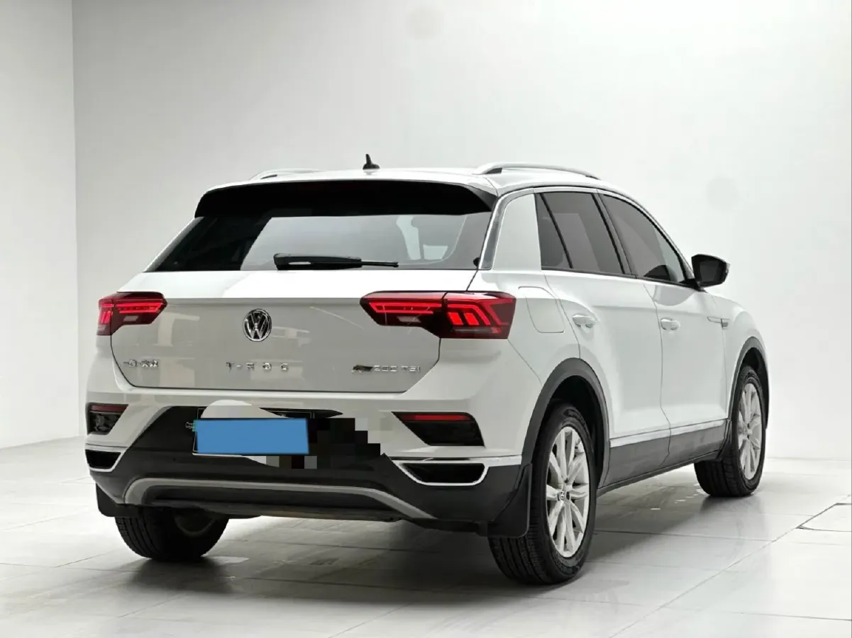 2020 Volkswagen T-Roc 1.4T 150HP L4 7DCT,autocango,china used car exporter,china ev exporter,chinese used car exporter,chinese used ev exporter