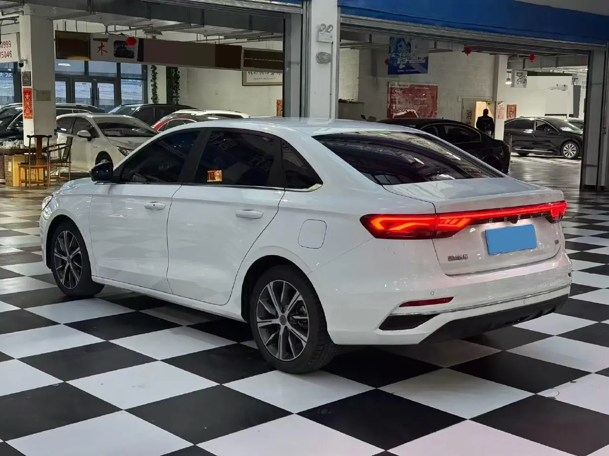 2022 Geely Emgrand 1.5L 114HP L4 CVT,autocango,china used car exporter,china ev exporter,chinese used car exporter,chinese used ev exporter
