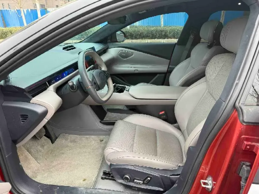 2025 HongQi HS7 2.0T 252HP L4 8AT,autocango,china used car exporter,china ev exporter,chinese used car exporter,chinese used ev exporter