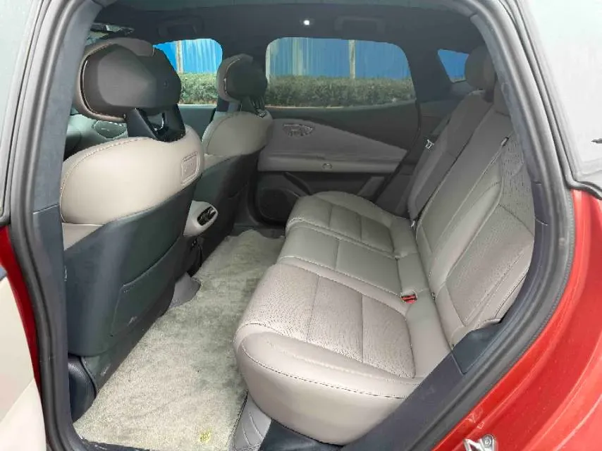 2025 HongQi HS7 2.0T 252HP L4 8AT,autocango,china used car exporter,china ev exporter,chinese used car exporter,chinese used ev exporter