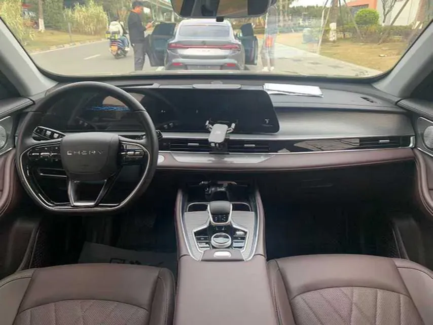 2022 Chery Tiggo 8 PRO 1.6T 197HP L4 7DCT,autocango,china used car exporter,china ev exporter,chinese used car exporter,chinese used ev exporter