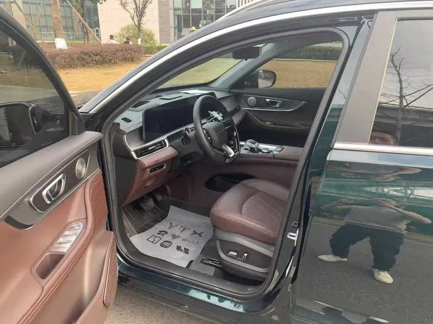 2022 Chery Tiggo 8 PRO 1.6T 197HP L4 7DCT,autocango,china used car exporter,china ev exporter,chinese used car exporter,chinese used ev exporter