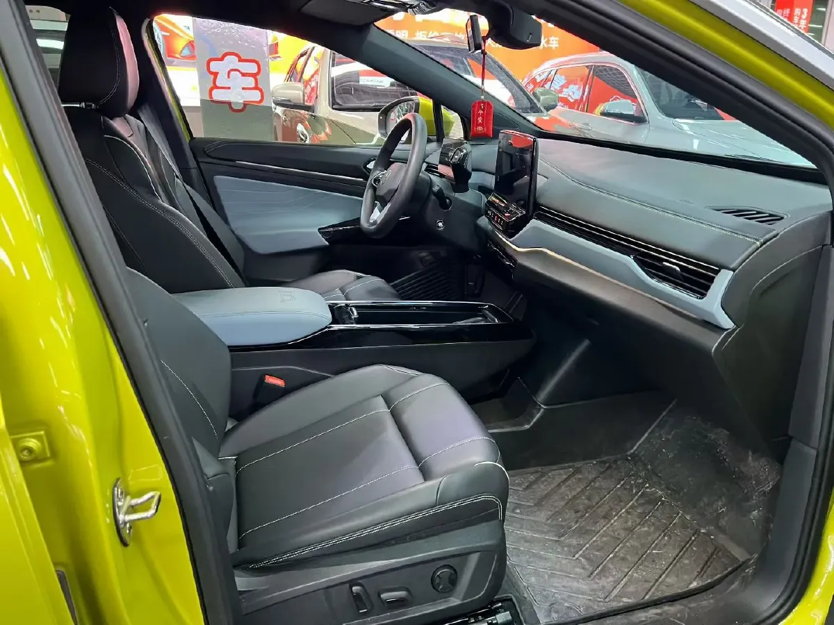 2021 Volkswagen ID.4 Crozz BEV 55.7KWH,autocango,china used car exporter,china ev exporter,chinese used car exporter,chinese used ev exporter