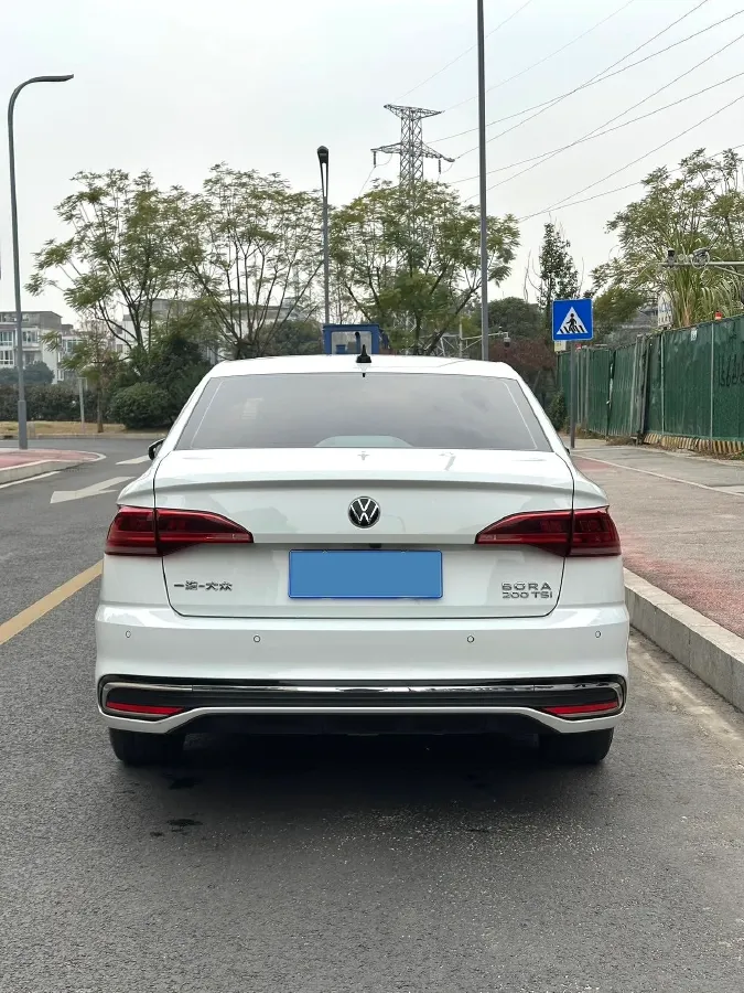 2023 Volkswagen Bora 1.2T 116HP L4 7DCT,autocango,china used car exporter,china ev exporter,chinese used car exporter,chinese used ev exporter