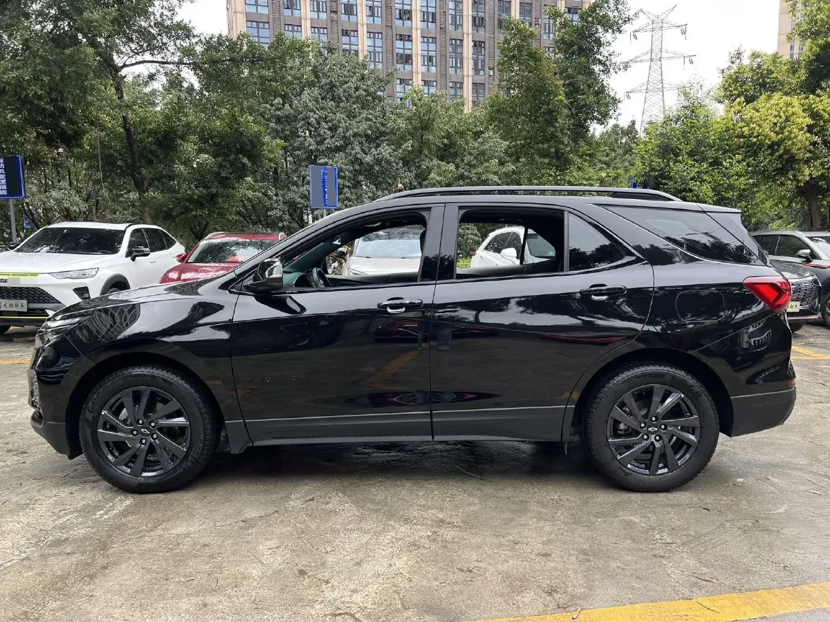 2022 Chevrolet Equinox 2.0T 237HP L4 9AT,autocango,china used car exporter,china ev exporter,chinese used car exporter,chinese used ev exporter