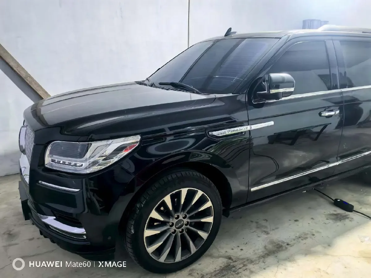 2019 Lincoln Navigator 3.5T 388HP V6 10AT,autocango,china used car exporter,china ev exporter,chinese used car exporter,chinese used ev exporter
