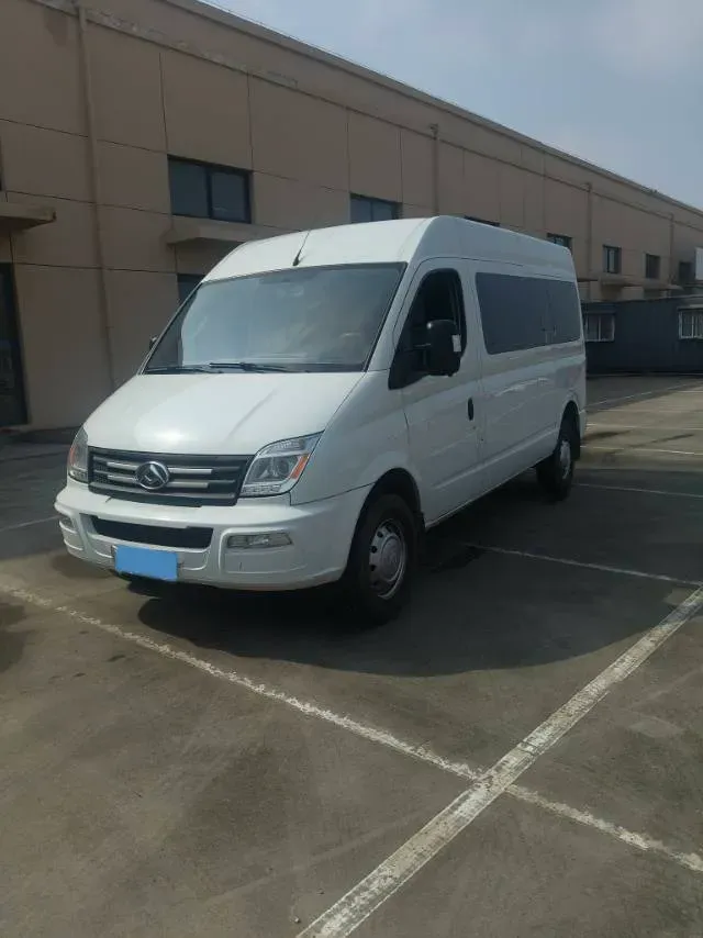 2021 MAXUS XinTu V80 2.0T 139HP L4 6MT,autocango,china used car exporter,china ev exporter,chinese used car exporter,chinese used ev exporter