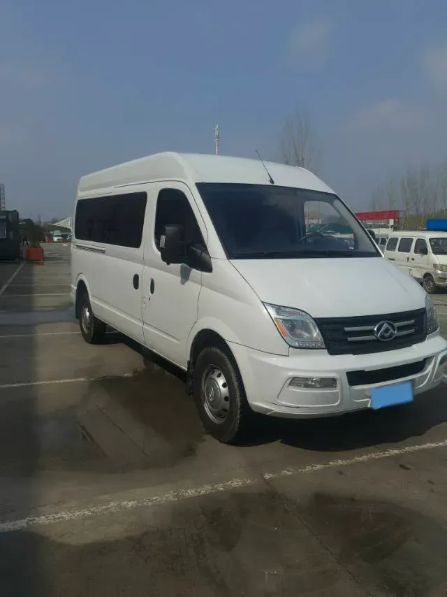 2021 MAXUS XinTu V80 2.0T 139HP L4 6MT,autocango,china used car exporter,china ev exporter,chinese used car exporter,chinese used ev exporter