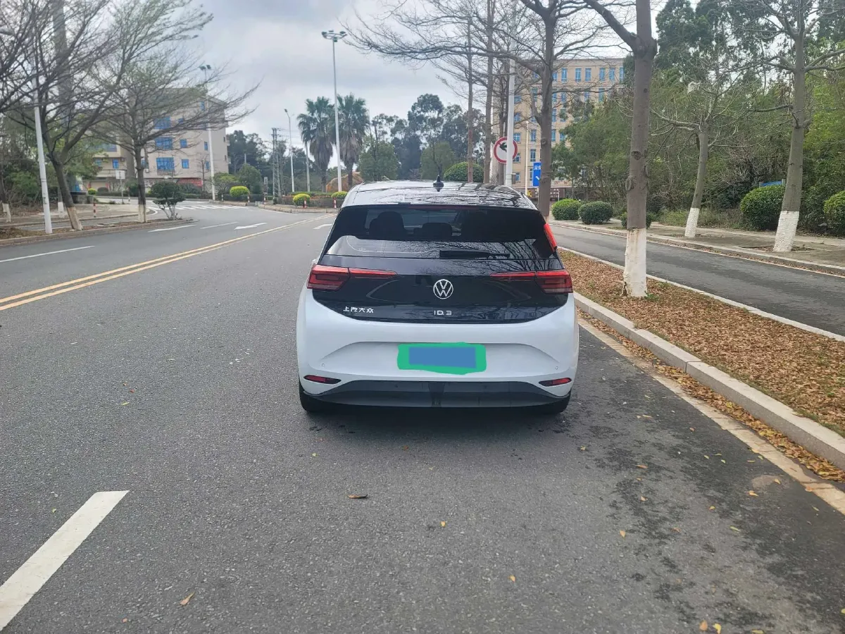 2022 Volkswagen ID.3 BEV 57.3KWH,autocango,china used car exporter,china ev exporter,chinese used car exporter,chinese used ev exporter