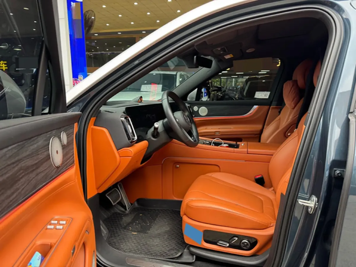 2024 AITO AITO M9 1.5T 152HP L4 REEV 42KWH,autocango,china used car exporter,china ev exporter,chinese used car exporter,chinese used ev exporter