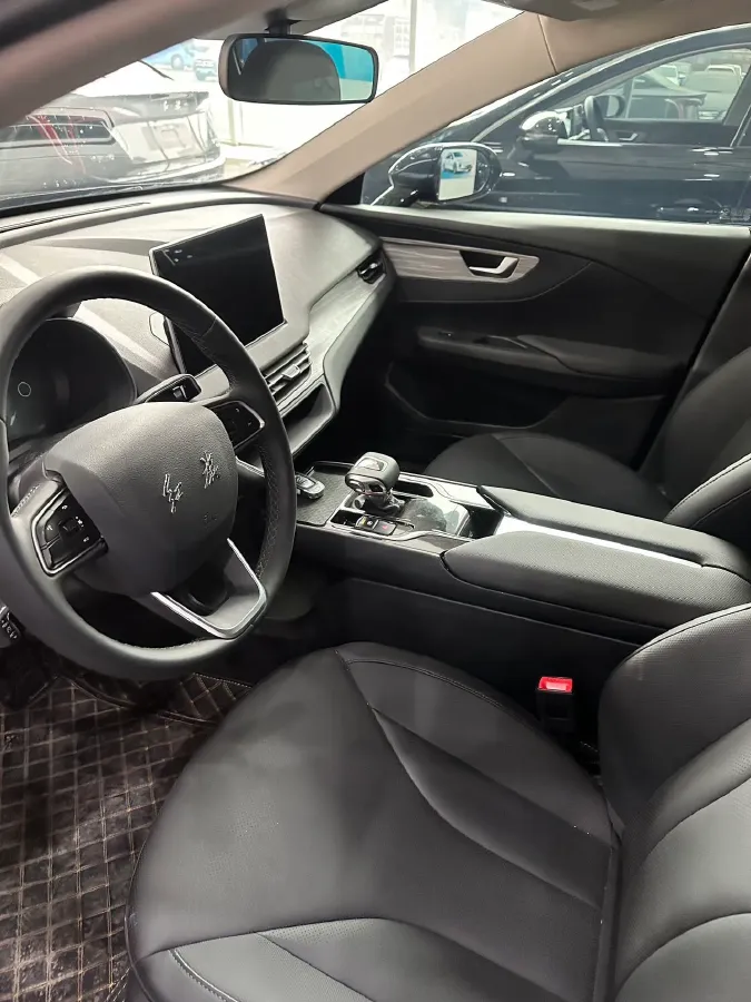 2024 HongQi E-QM5 BEV 72KWH,autocango,china used car exporter,china ev exporter,chinese used car exporter,chinese used ev exporter