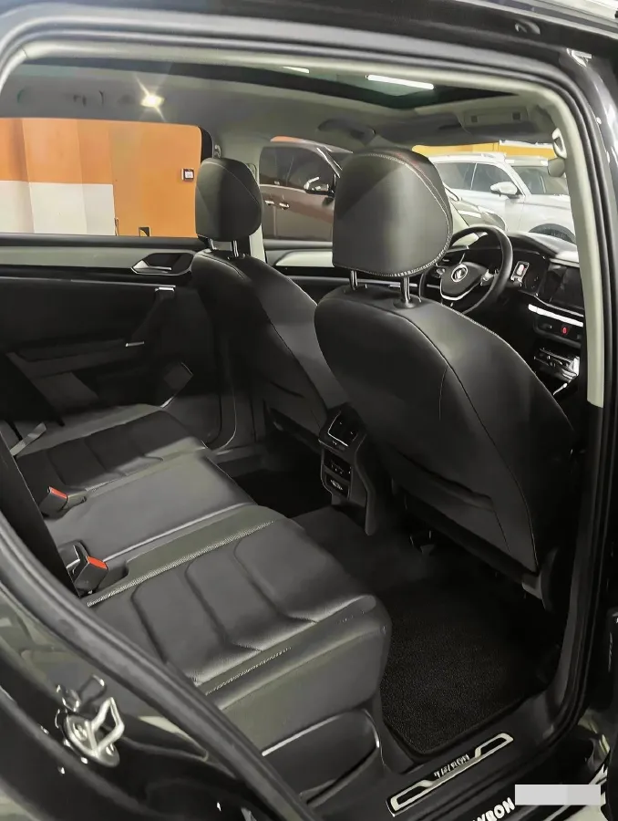 2021 Volkswagen Tayron 2.0T 186HP L4 7DCT,autocango,china used car exporter,china ev exporter,chinese used car exporter,chinese used ev exporter