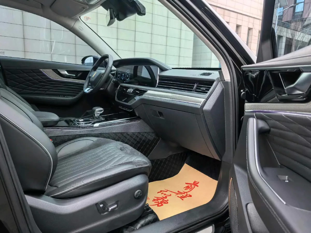 2022 HongQi HS5 2.0T 224HP L4 6AT,autocango,china used car exporter,china ev exporter,chinese used car exporter,chinese used ev exporter