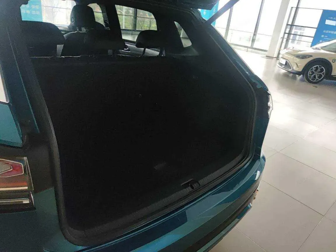 2023 Volkswagen Tayron 2.0T 220HP L4 7DCT,autocango,china used car exporter,china ev exporter,chinese used car exporter,chinese used ev exporter