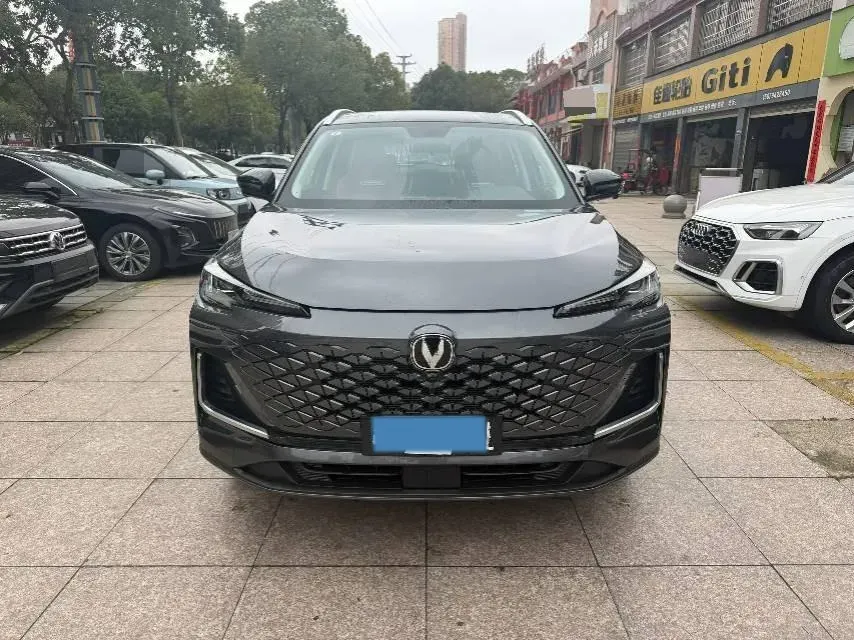 2024 ChangAn CS55 Plus 1.5T 188HP L4 7DCT,autocango,china used car exporter,china ev exporter,chinese used car exporter,chinese used ev exporter