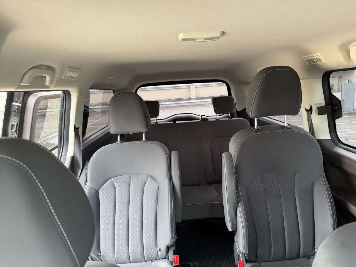 2023 BAW RuiSheng Trump M7 2.0L 144HP L4 8AT,autocango,china used car exporter,china ev exporter,chinese used car exporter,chinese used ev exporter