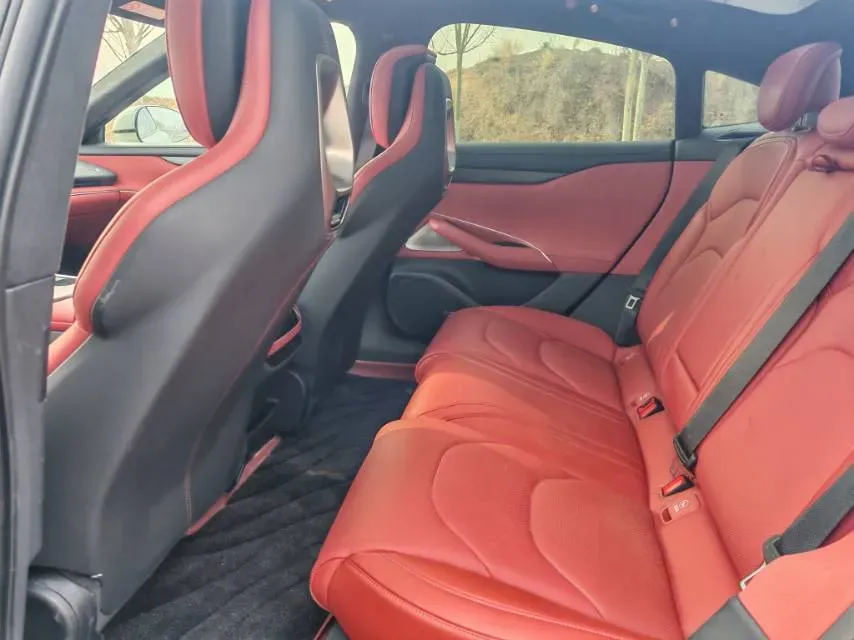 2024 MI SU7 BEV 101KWH,autocango,china used car exporter,china ev exporter,chinese used car exporter,chinese used ev exporter