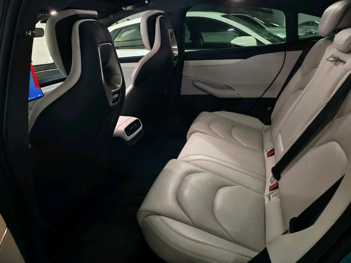 2024 MI SU7 BEV 94.3KWH,autocango,china used car exporter,china ev exporter,chinese used car exporter,chinese used ev exporter