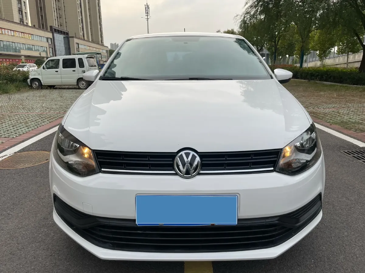 2016 Volkswagen Polo 1.4L 90HP L4 6AT,autocango,china used car exporter,china ev exporter,chinese used car exporter,chinese used ev exporter
