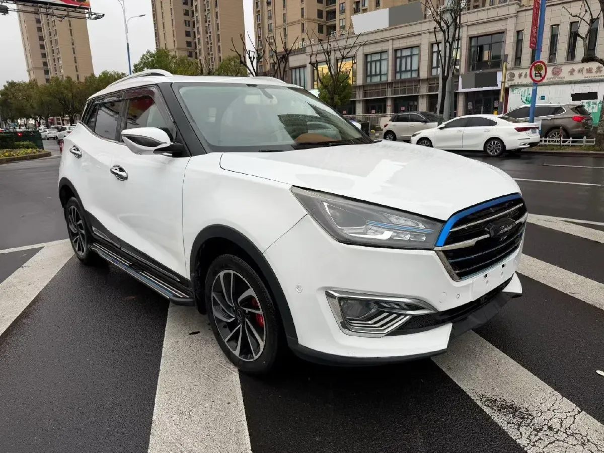 2017 Zotye T300 1.5T 144HP L4 CVT,autocango,china used car exporter,china ev exporter,chinese used car exporter,chinese used ev exporter