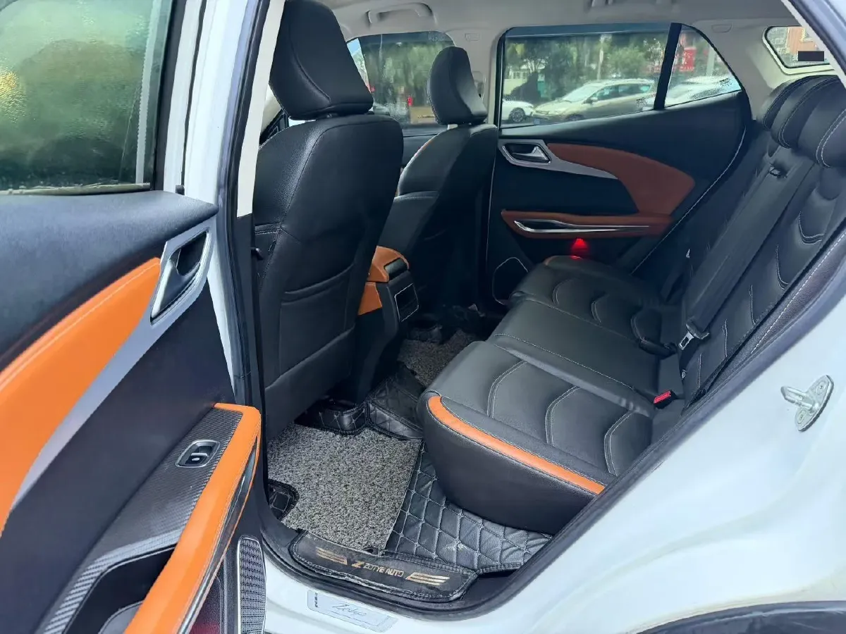 2017 Zotye T300 1.5T 144HP L4 CVT,autocango,china used car exporter,china ev exporter,chinese used car exporter,chinese used ev exporter