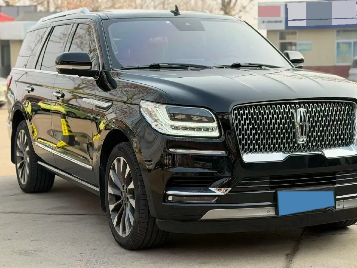 2019 Lincoln Navigator 3.5T 388HP V6 10AT,autocango,china used car exporter,china ev exporter,chinese used car exporter,chinese used ev exporter