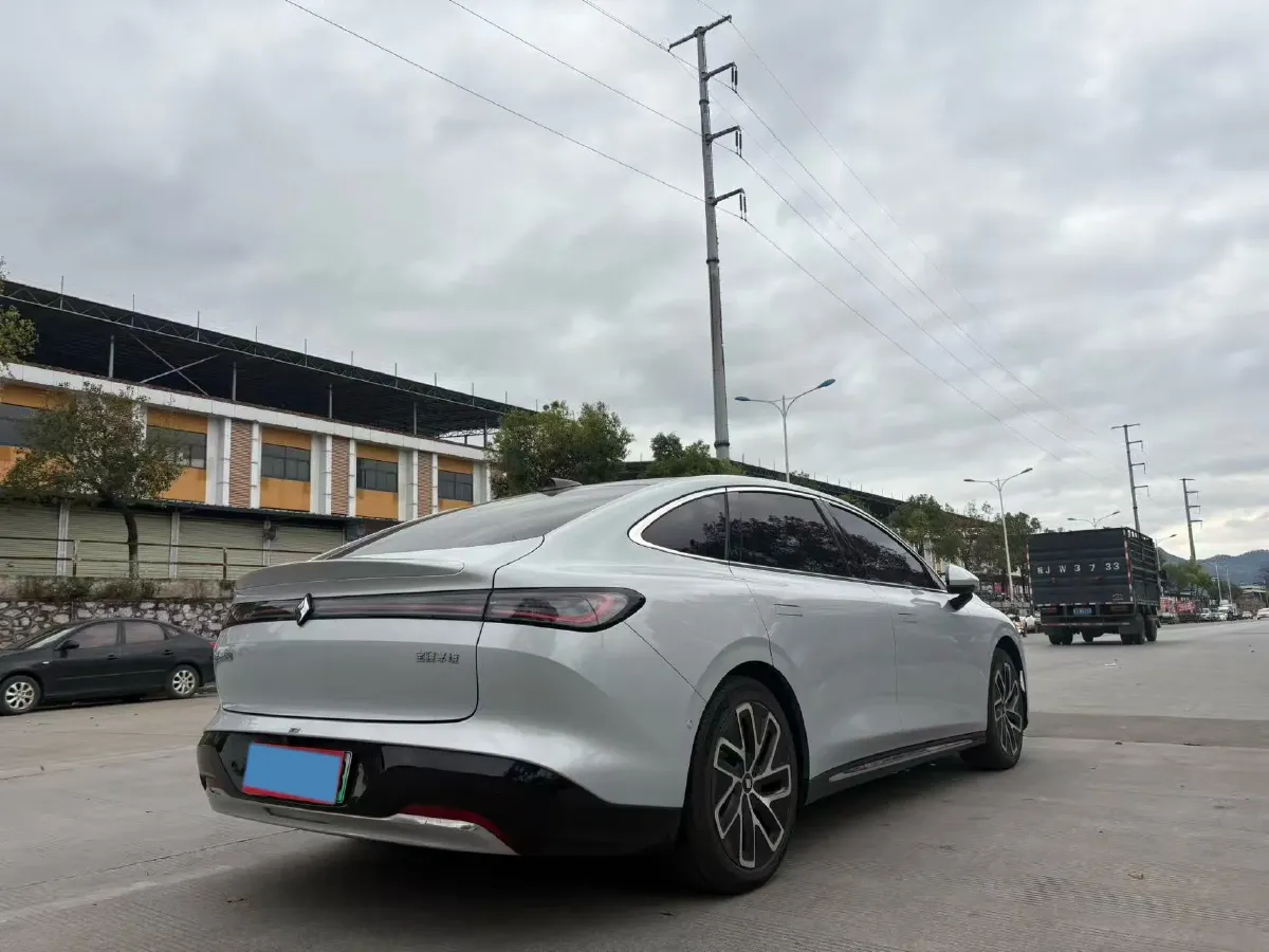 2025 BaoJun XiangJing BEV,autocango,china used car exporter,china ev exporter,chinese used car exporter,chinese used ev exporter