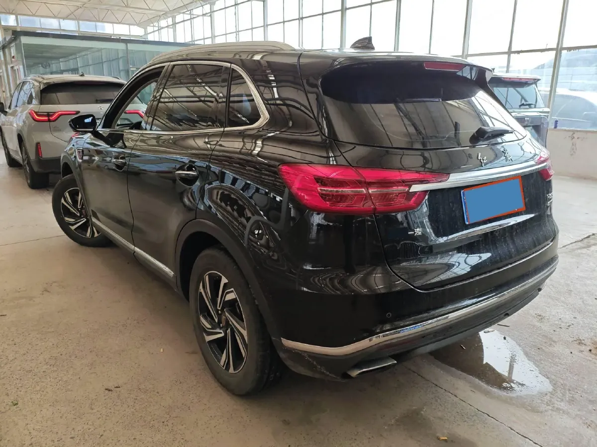 2022 HongQi HS5 2.0T 224HP L4 6AT,autocango,china used car exporter,china ev exporter,chinese used car exporter,chinese used ev exporter