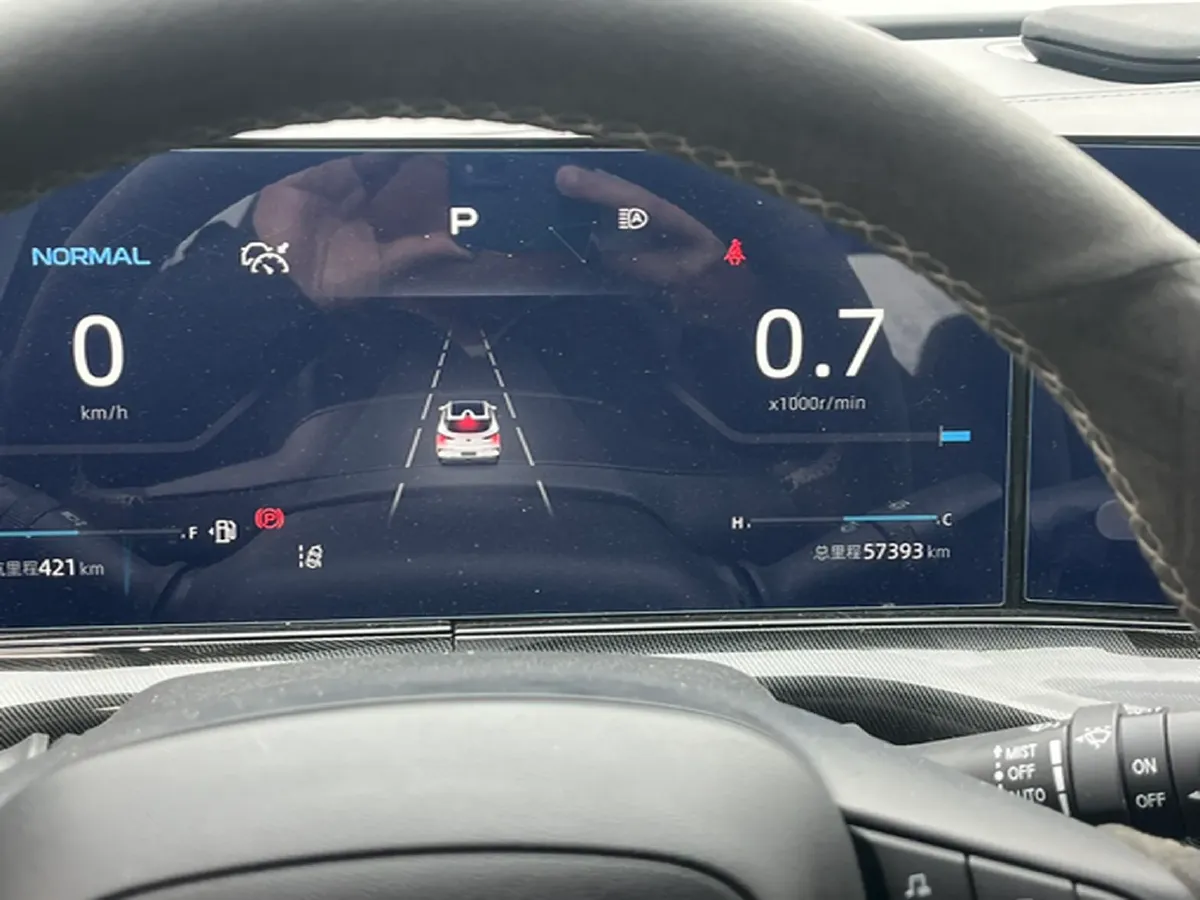 2022 ChangAn UNI-T 1.5T 188HP L4 7DCT,autocango,china used car exporter,china ev exporter,chinese used car exporter,chinese used ev exporter