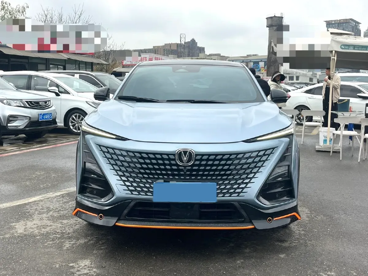 2022 ChangAn UNI-T 1.5T 188HP L4 7DCT,autocango,china used car exporter,china ev exporter,chinese used car exporter,chinese used ev exporter