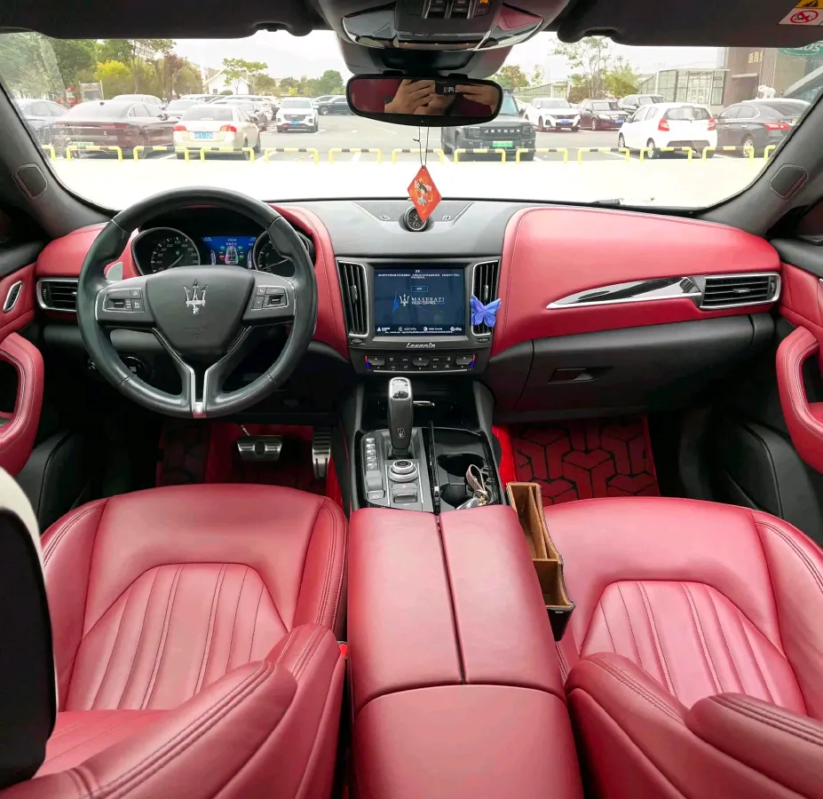 2019 Maserati Levante 3.0T 350HP V6 8AT,autocango,china used car exporter,china ev exporter,chinese used car exporter,chinese used ev exporter