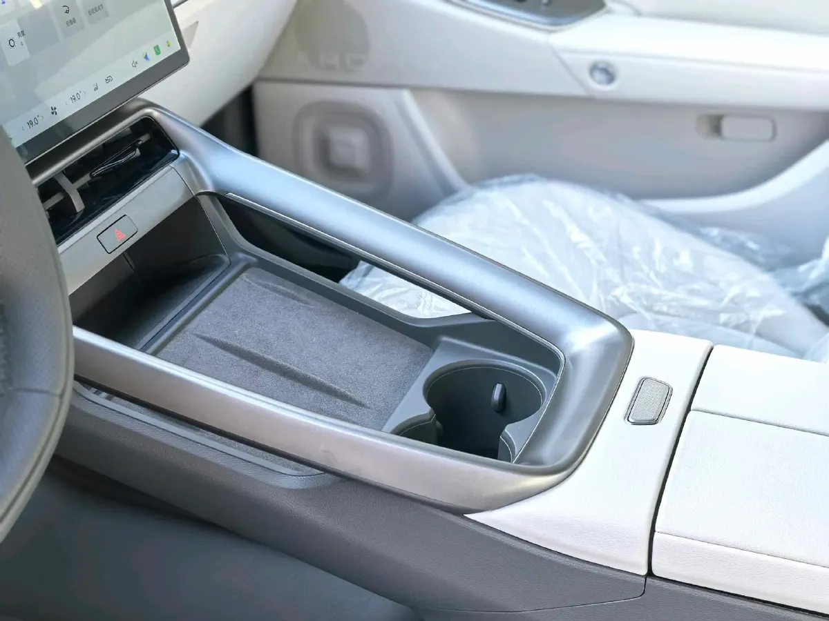 2025 ARCFOX αS5 BEV,autocango,china used car exporter,china ev exporter,chinese used car exporter,chinese used ev exporter