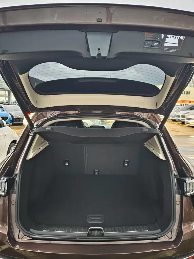 2017 Zotye SR9 2.0T 190HP L4 6DCT,autocango,china used car exporter,china ev exporter,chinese used car exporter,chinese used ev exporter