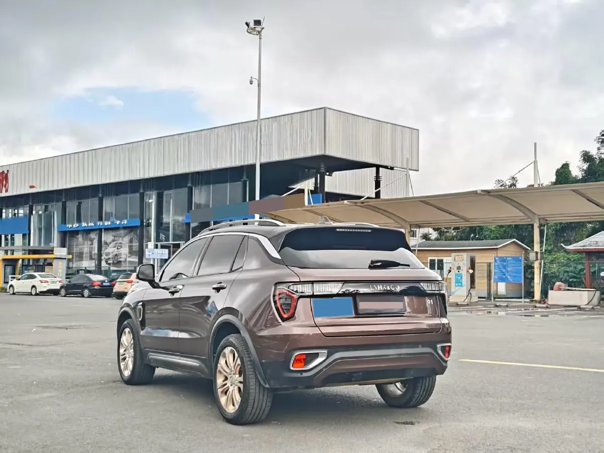 2017 Zotye SR9 2.0T 190HP L4 6DCT,autocango,china used car exporter,china ev exporter,chinese used car exporter,chinese used ev exporter