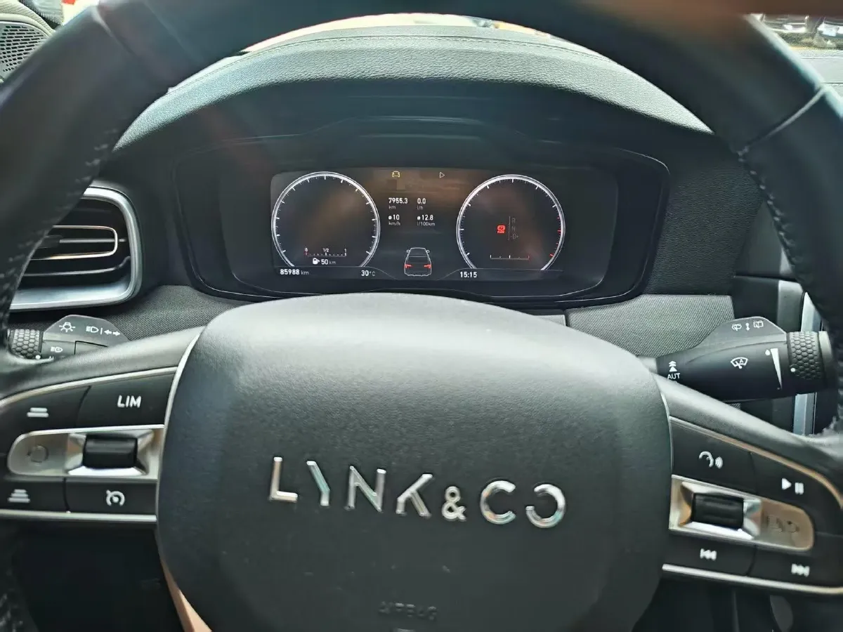 2017 Zotye SR9 2.0T 190HP L4 6DCT,autocango,china used car exporter,china ev exporter,chinese used car exporter,chinese used ev exporter