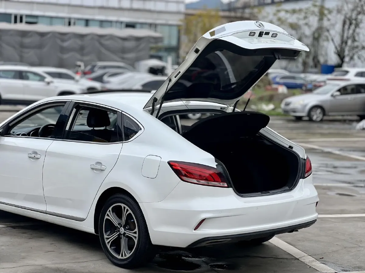 2018 MG MG6 1.5T 169HP L4 7DCT,autocango,china used car exporter,china ev exporter,chinese used car exporter,chinese used ev exporter