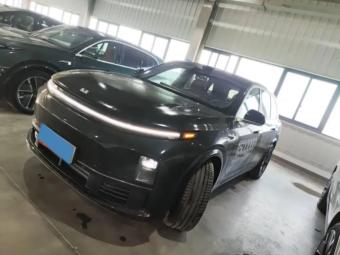 2025 Li L7 Range Extended 154HP REEV,autocango,china used car exporter,china ev exporter,chinese used car exporter,chinese used ev exporter