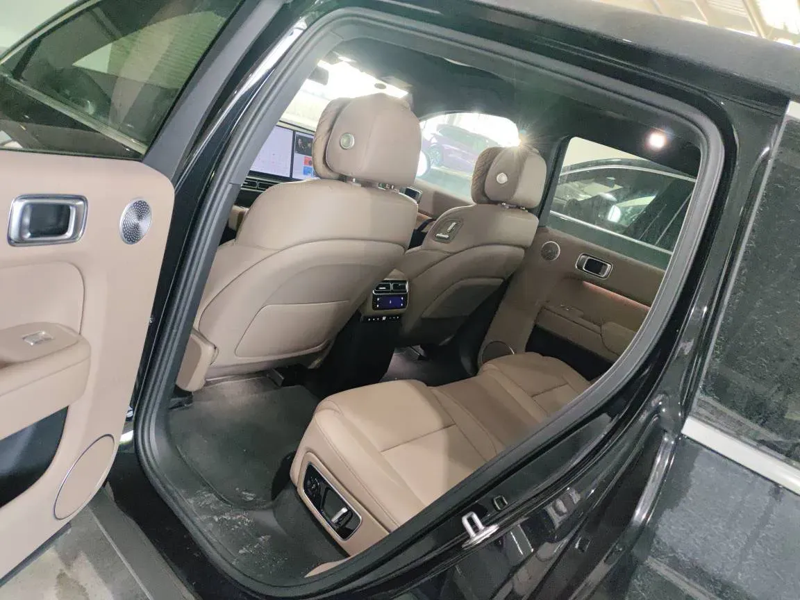 2025 Li L7 Range Extended 154HP REEV,autocango,china used car exporter,china ev exporter,chinese used car exporter,chinese used ev exporter